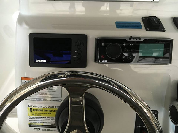 We’ve installed SIMRAD GPS, Yamaha digital gauges, Fusion stereo and Bennett trim tabs.
