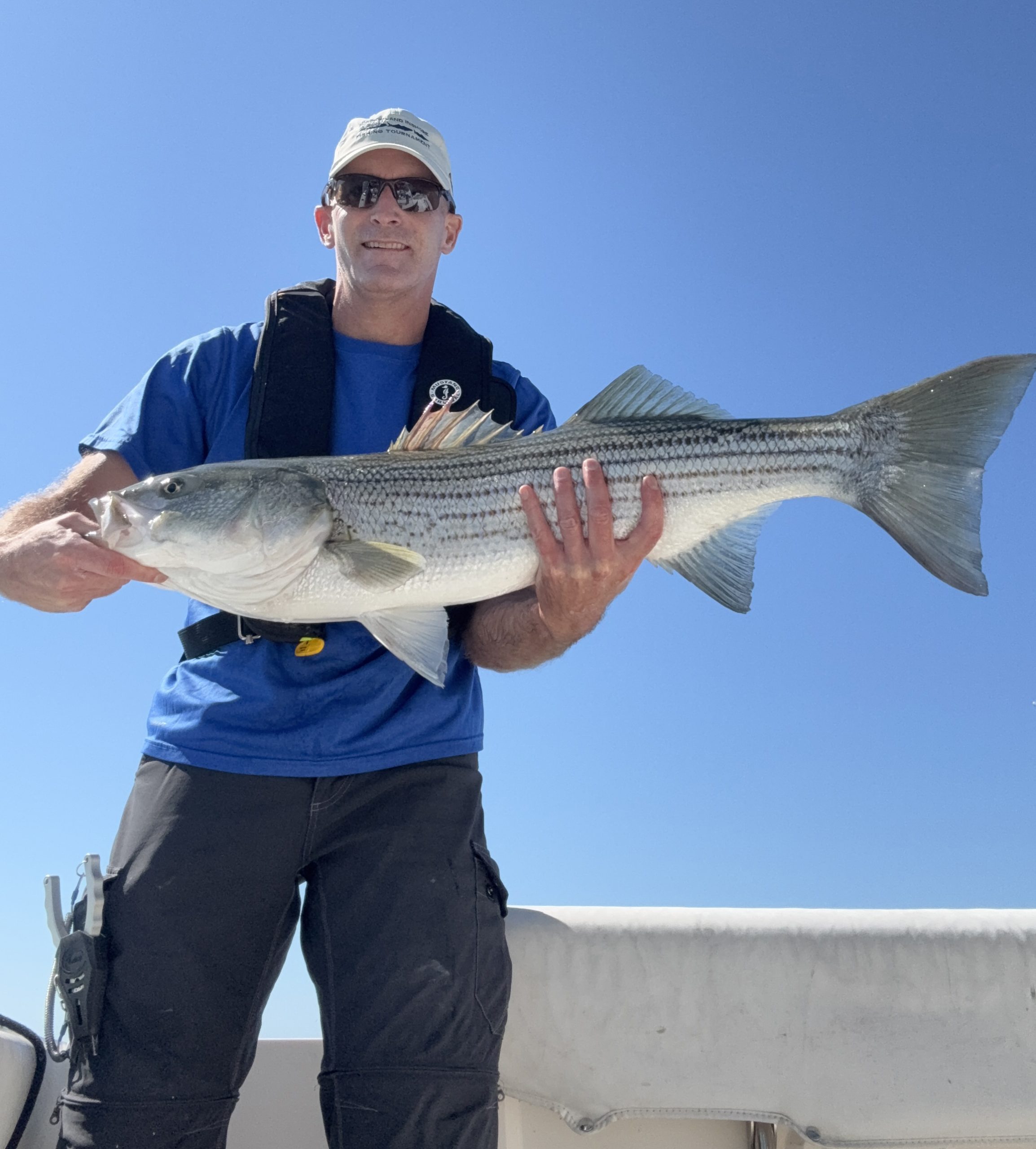 Boat Division Winner Sean DeFusco with BUBBA Prize Package